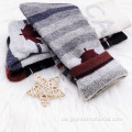 Herbst- und Winter -Ahornblatt -Mustersocken